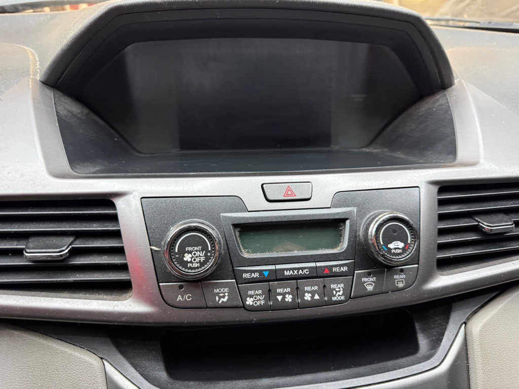 2017 Honda Odyssey Image 9