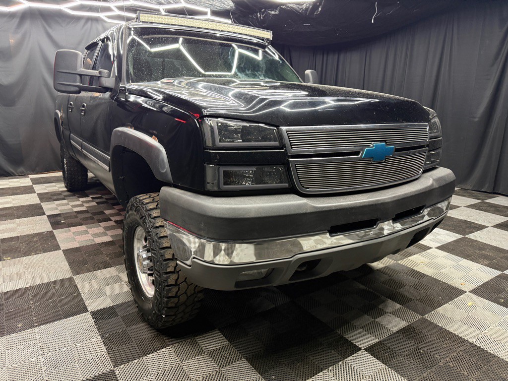 2005 Chevrolet Silverado 1500 Image 1