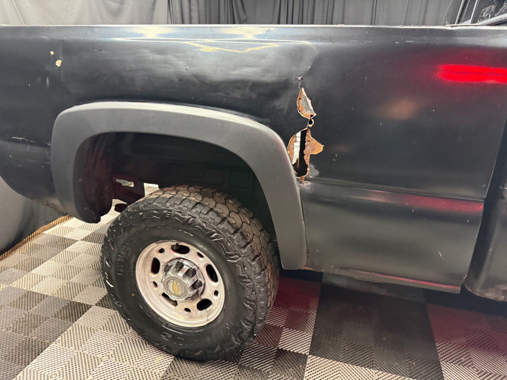 2005 Chevrolet Silverado 1500 Image 8