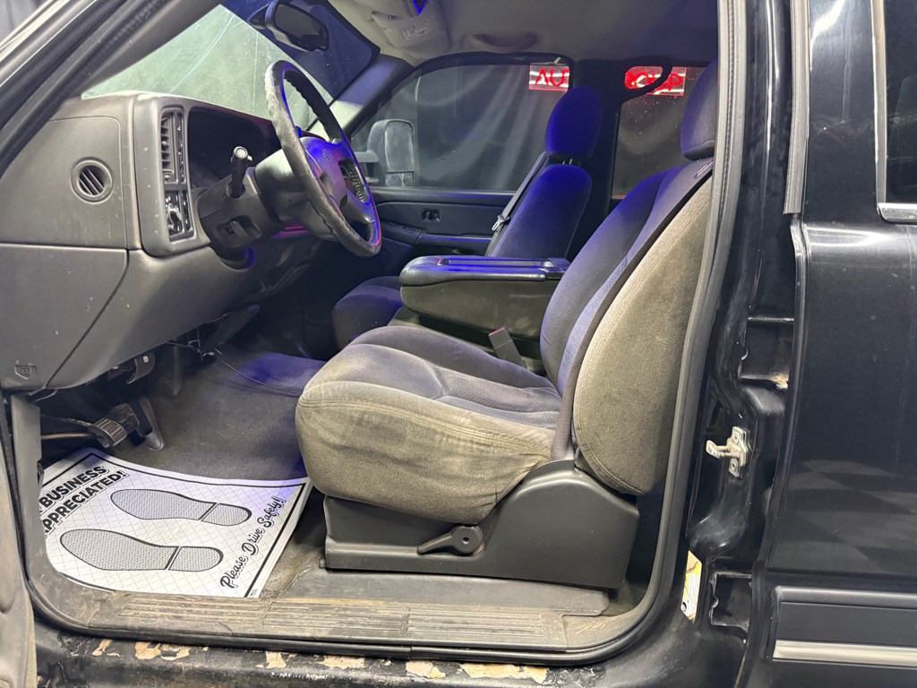 2005 Chevrolet Silverado 1500 Image 11