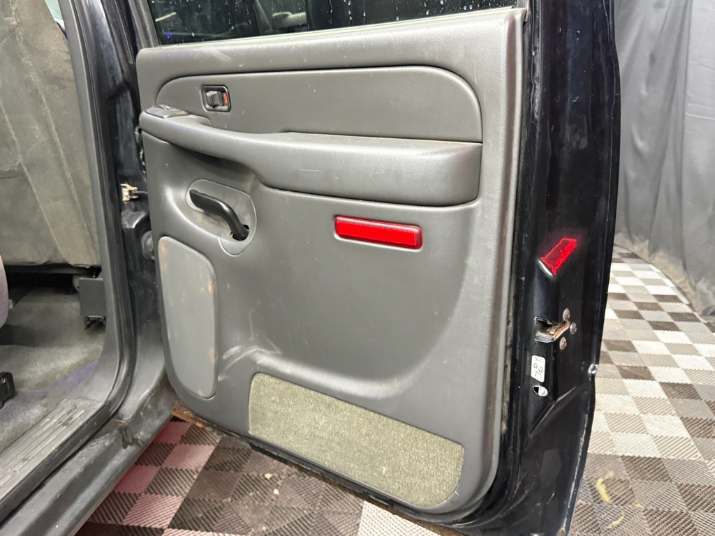 2005 Chevrolet Silverado 1500 Image 23