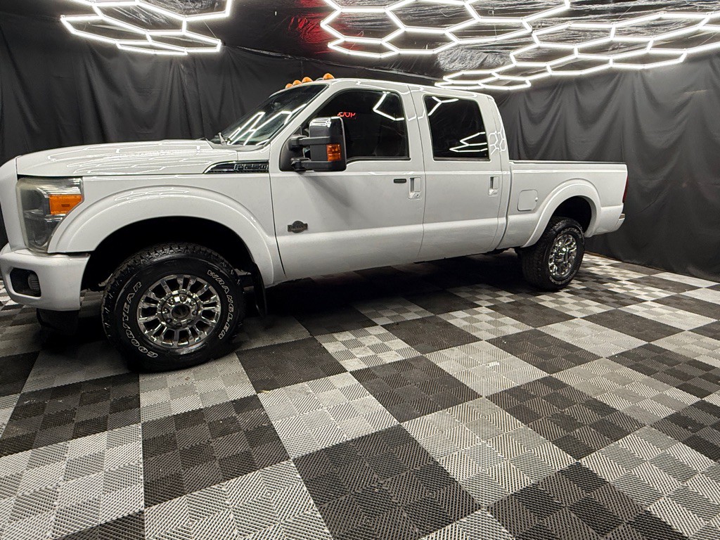 2011 Ford F-250 Image 5