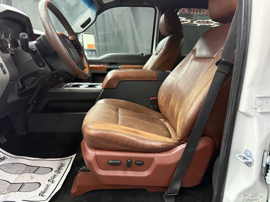 2011 Ford F-250 Image 10