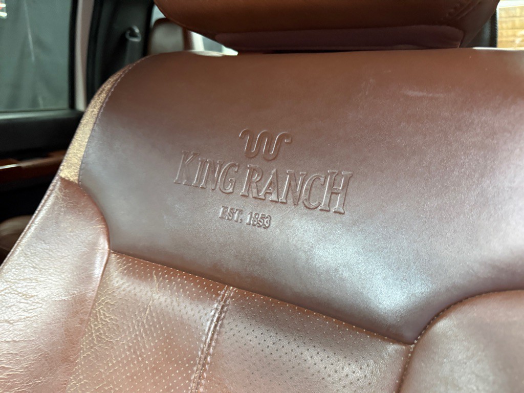 2011 Ford F-250 Image 13