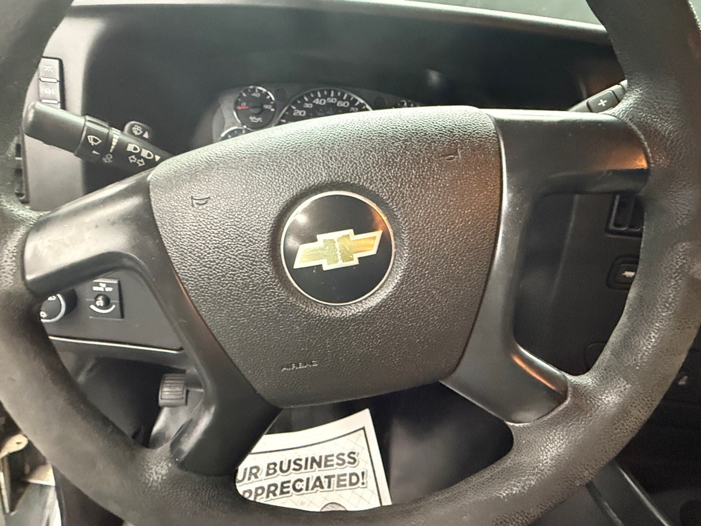 2012 Chevrolet Express Image 12