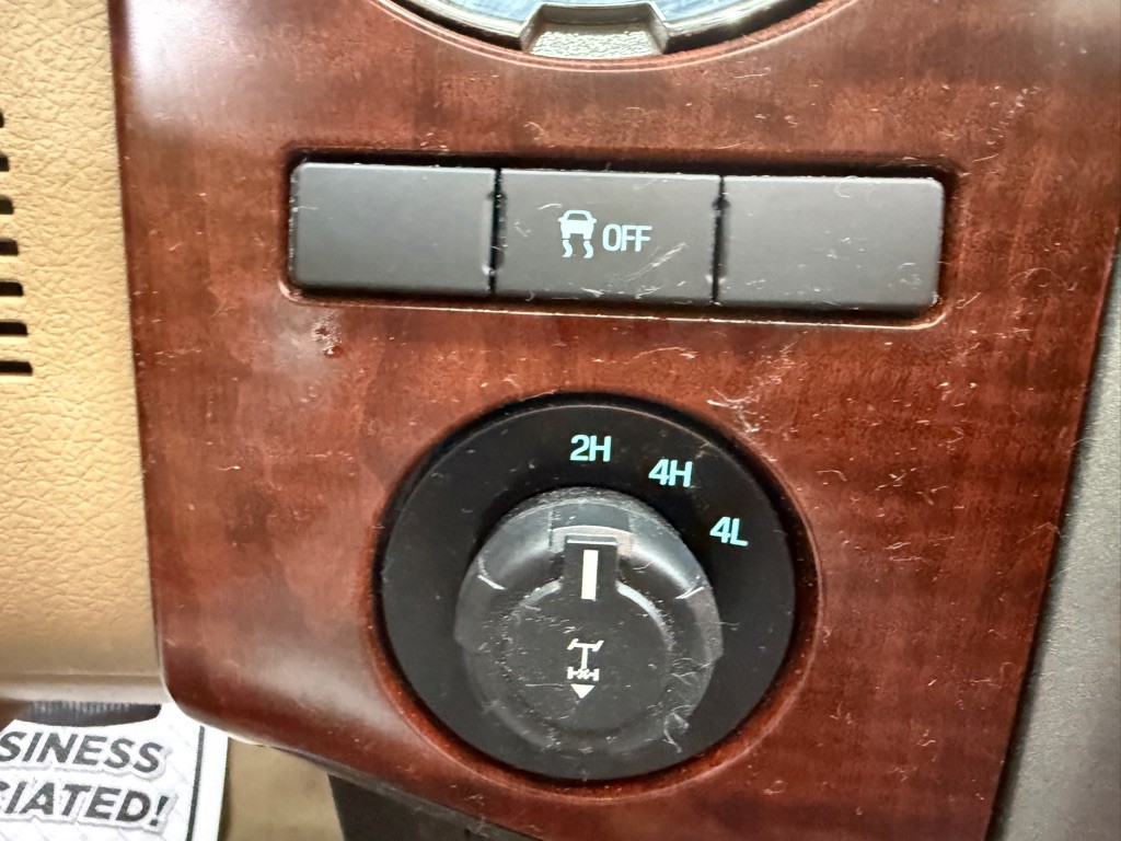 2014 Ford F-350 Image 17