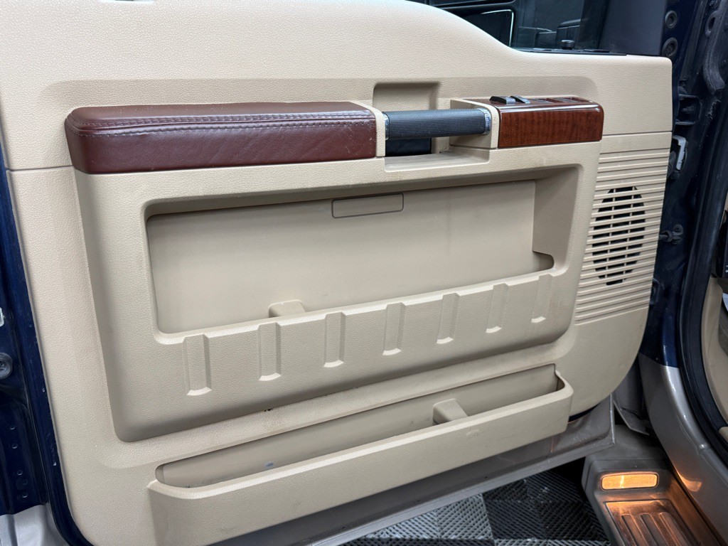 2014 Ford F-350 Image 20