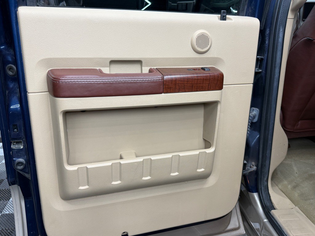 2014 Ford F-350 Image 22