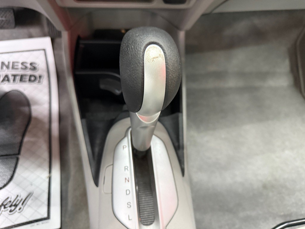 2012 Honda Insight Image 12