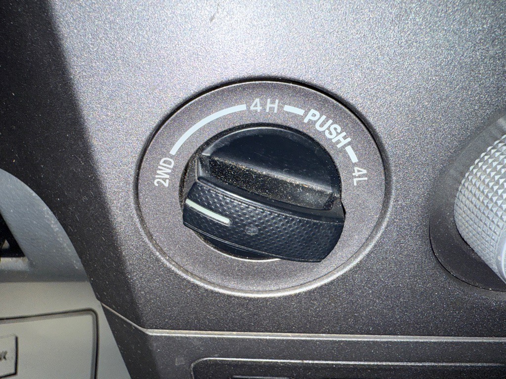 2013 Toyota Tundra Image 9