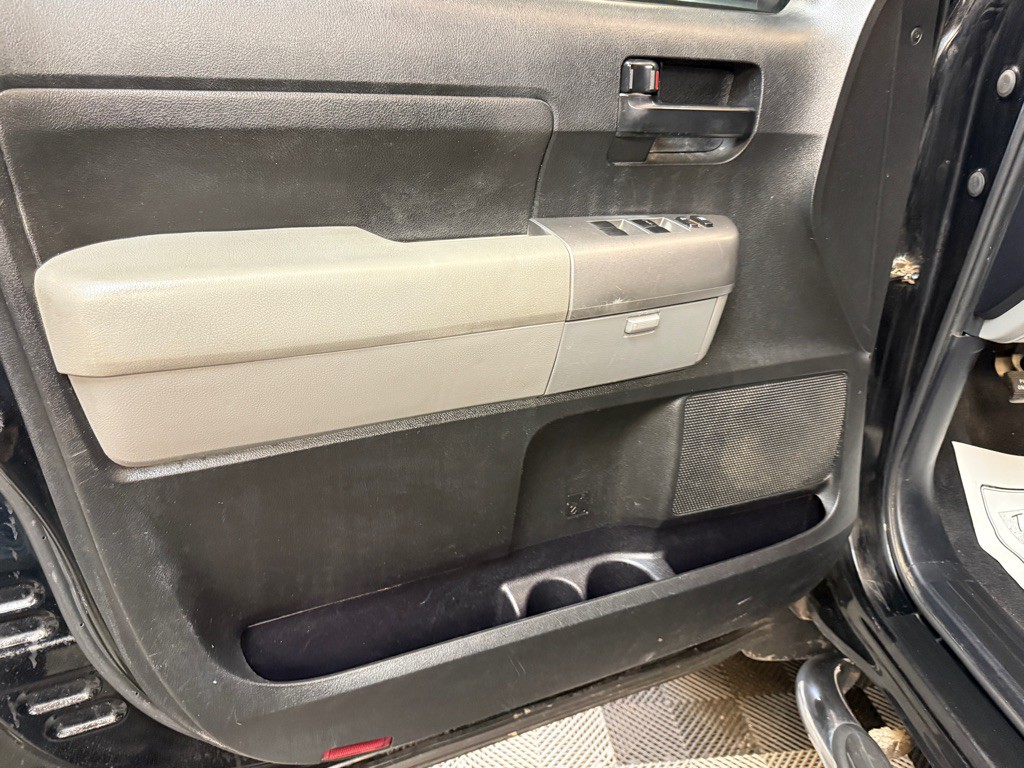 2013 Toyota Tundra Image 12