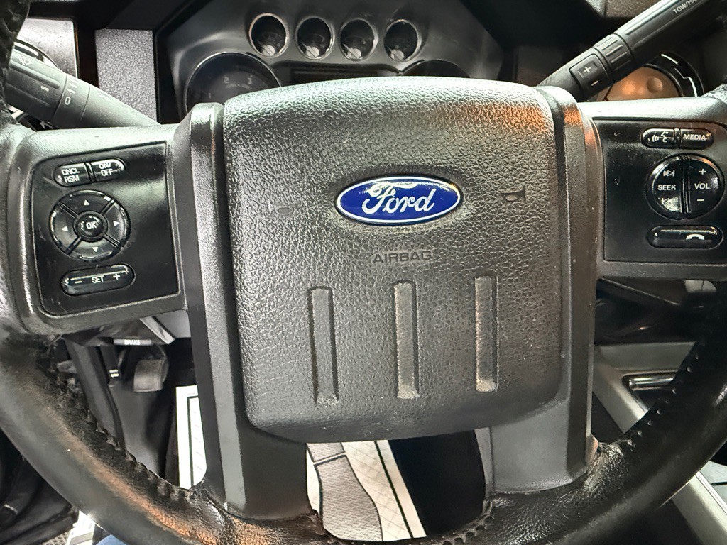 2014 Ford F-350 Image 17