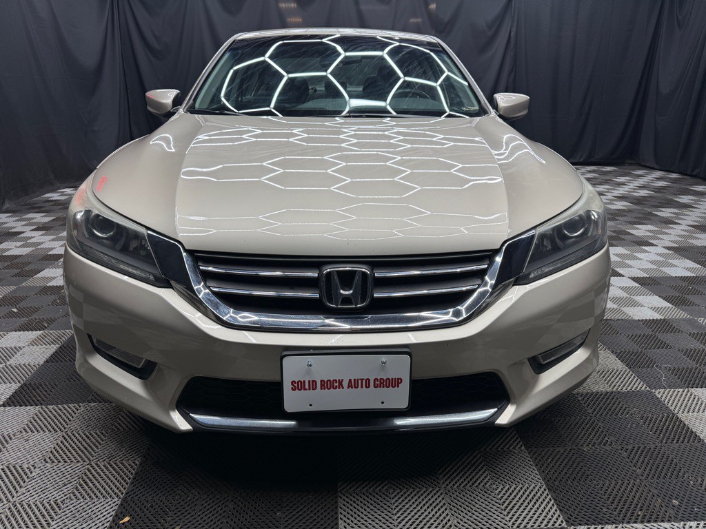 2013 Honda Accord Image 2