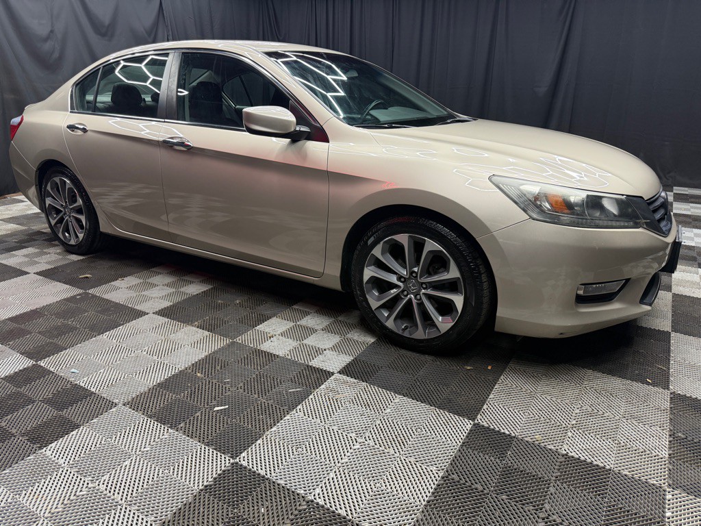 2013 Honda Accord Image 4