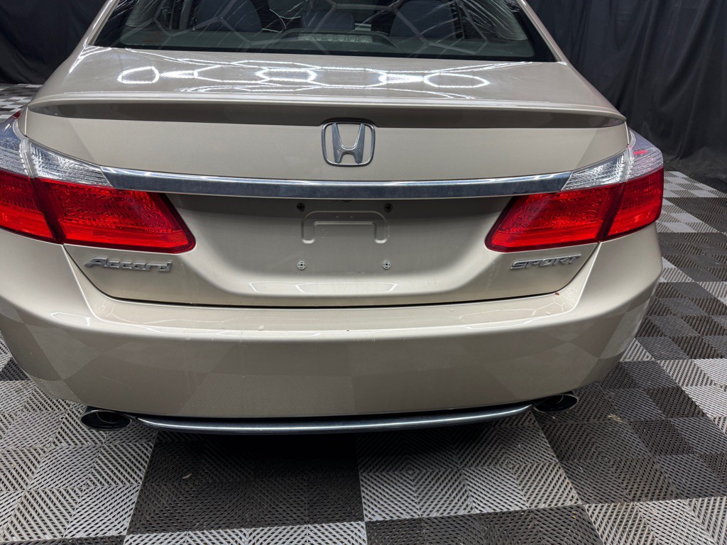 2013 Honda Accord Image 6