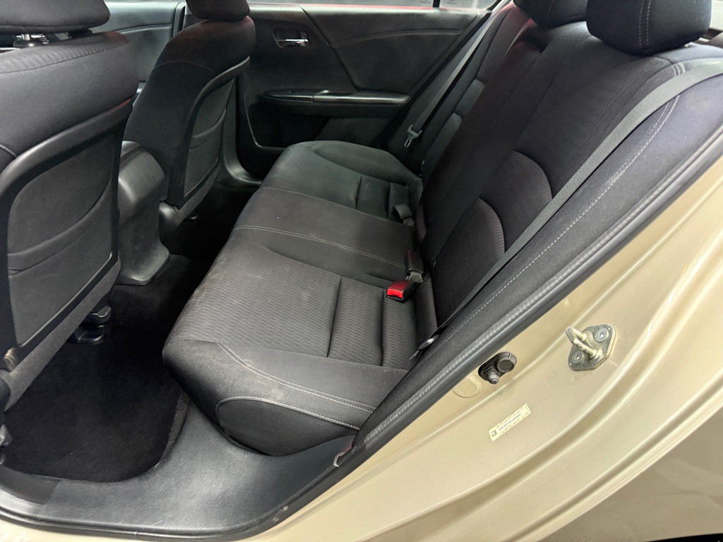 2013 Honda Accord Image 13