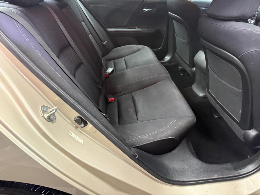 2013 Honda Accord Image 19