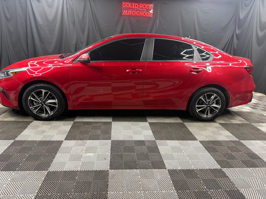 2024 Kia Forte Image 5