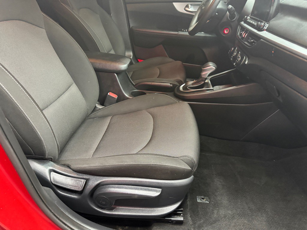 2024 Kia Forte Image 16
