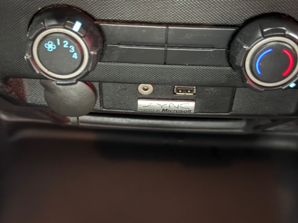 2014 Ford F-150 Image 11