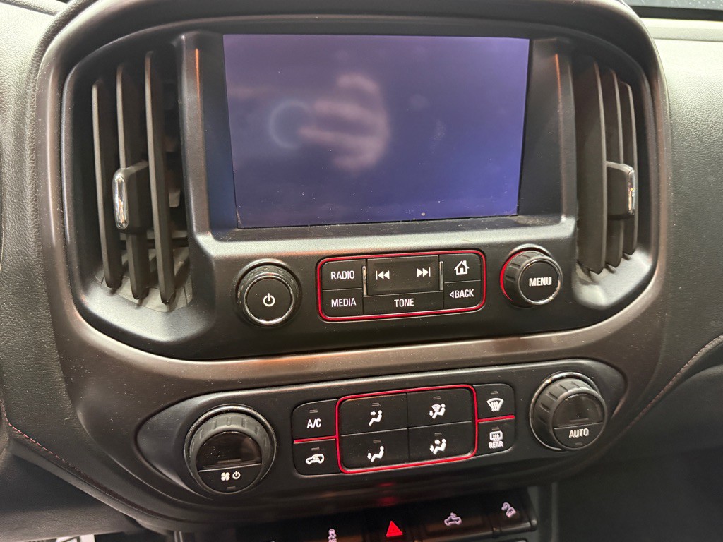 2015 GMC Canyon Image 12