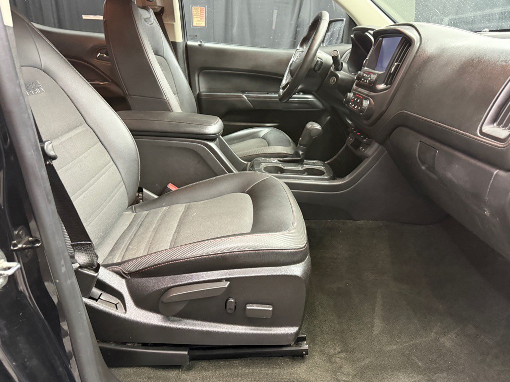 2015 GMC Canyon Image 17