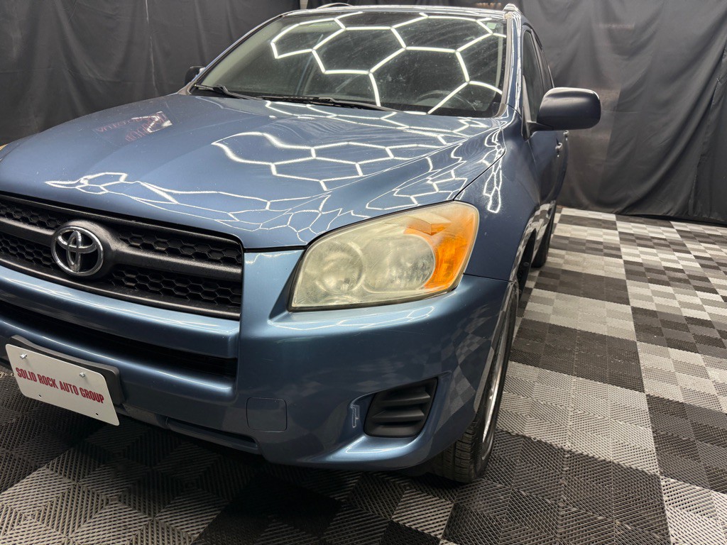 2011 Toyota Rav4 Image 3