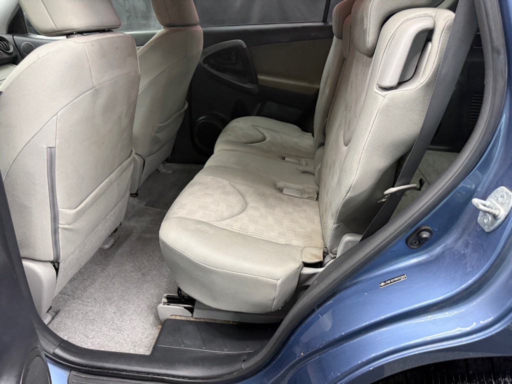 2011 Toyota Rav4 Image 14