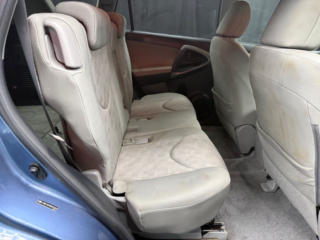 2011 Toyota Rav4 Image 20