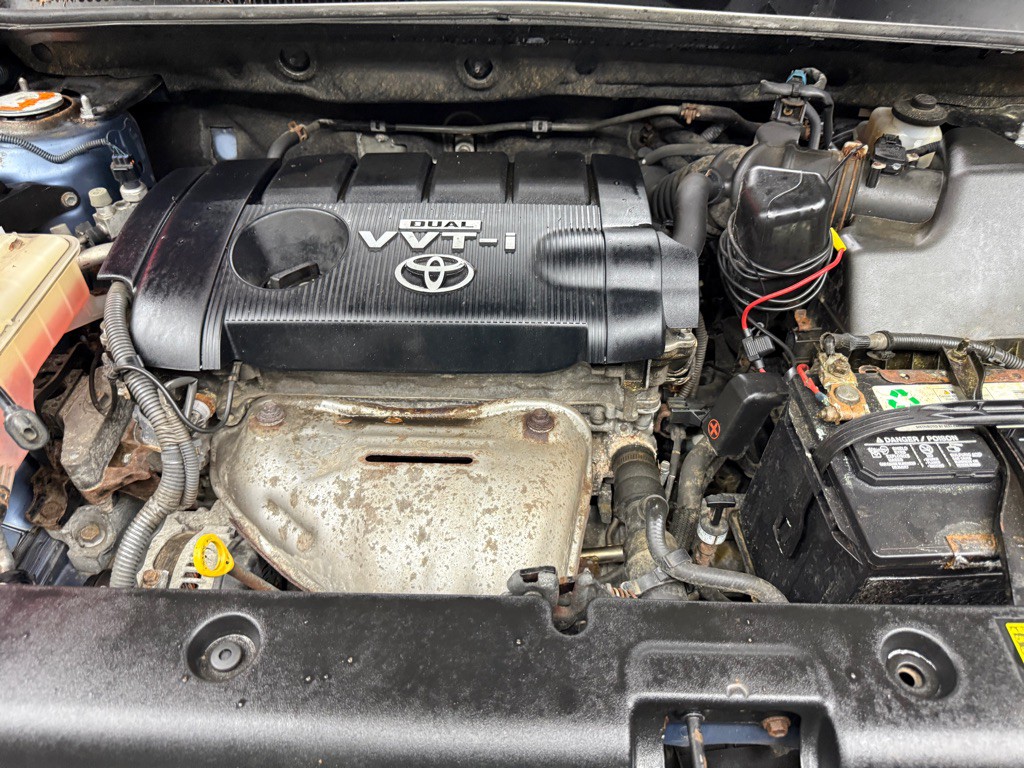 2011 Toyota Rav4 Image 23