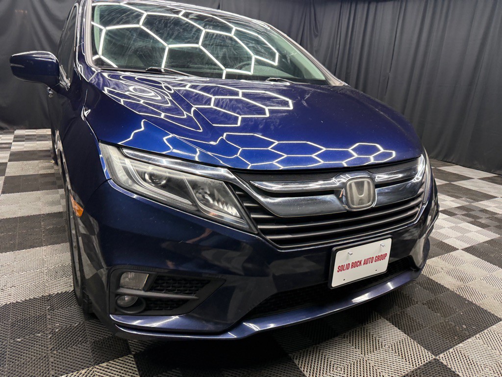 2018 Honda Odyssey Image 1