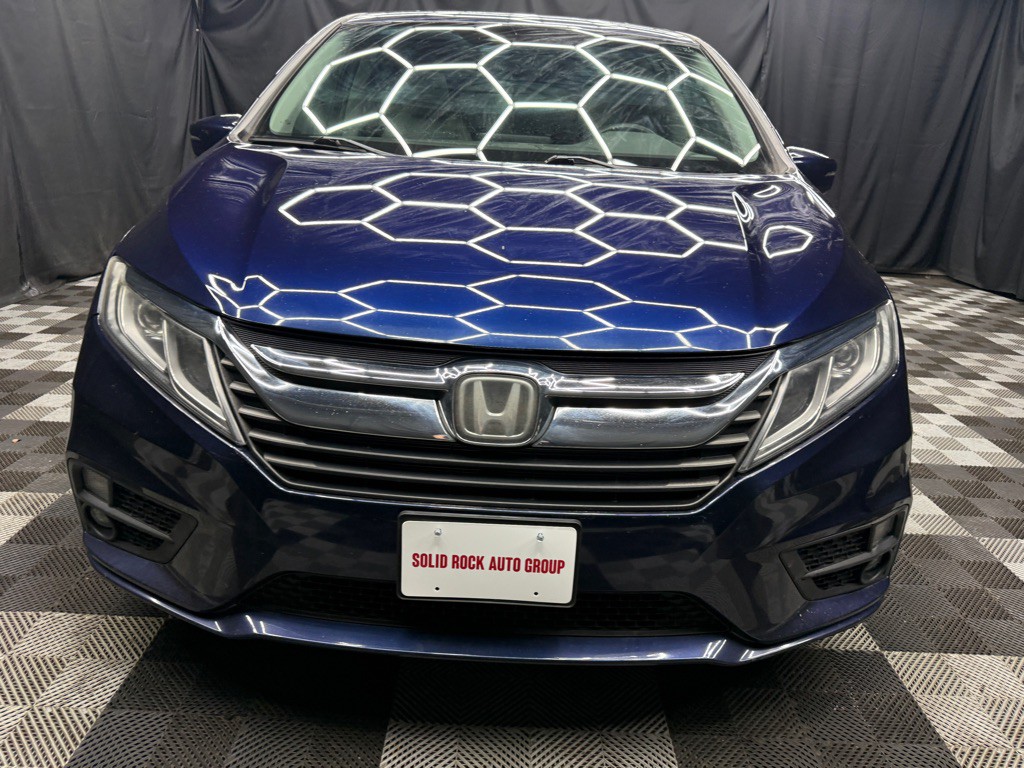 2018 Honda Odyssey Image 2