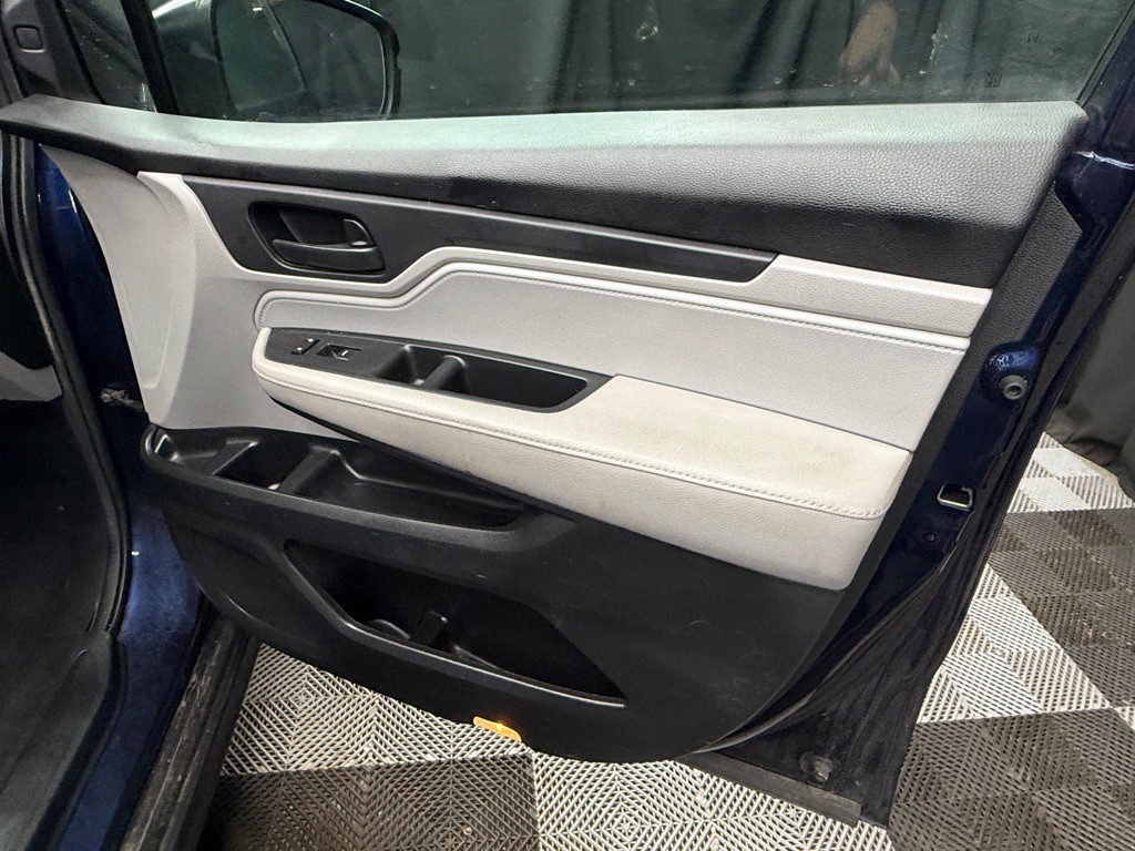 2018 Honda Odyssey Image 17