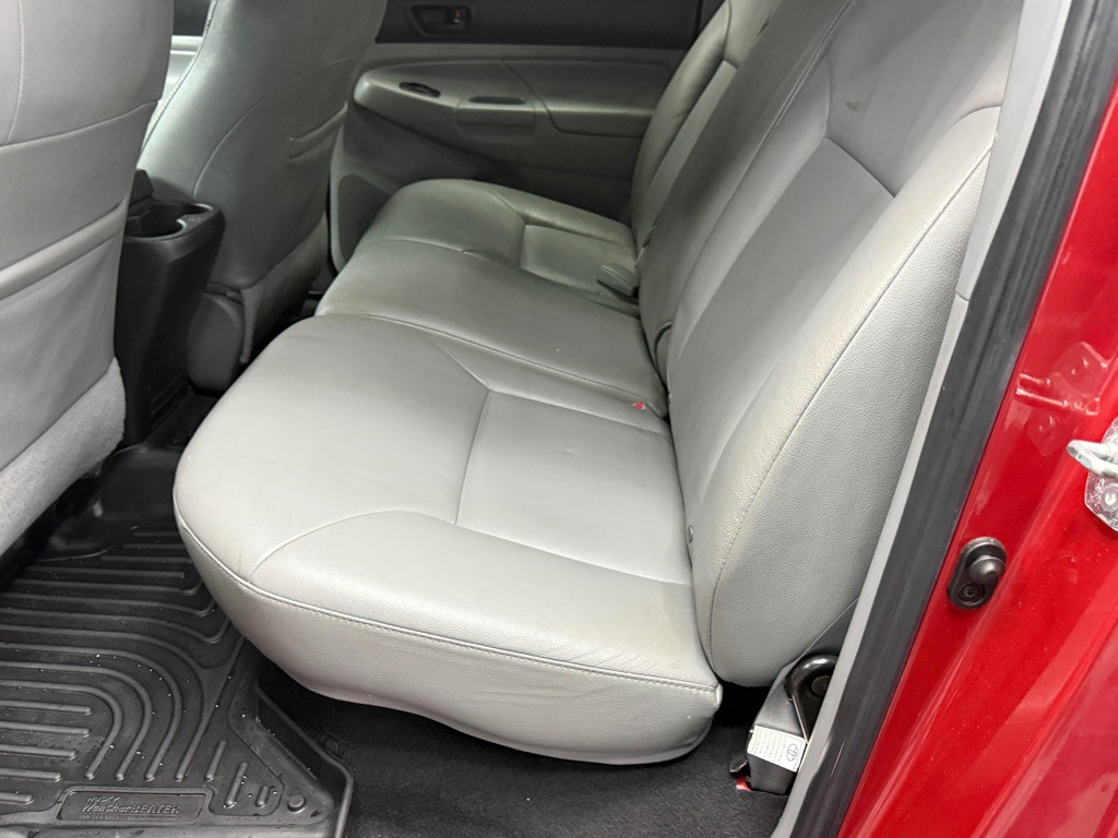 2014 Toyota Tacoma Image 15