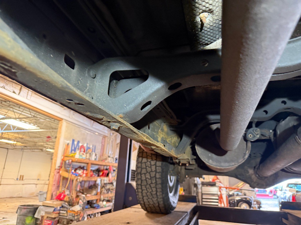 2014 Toyota Tacoma Image 38