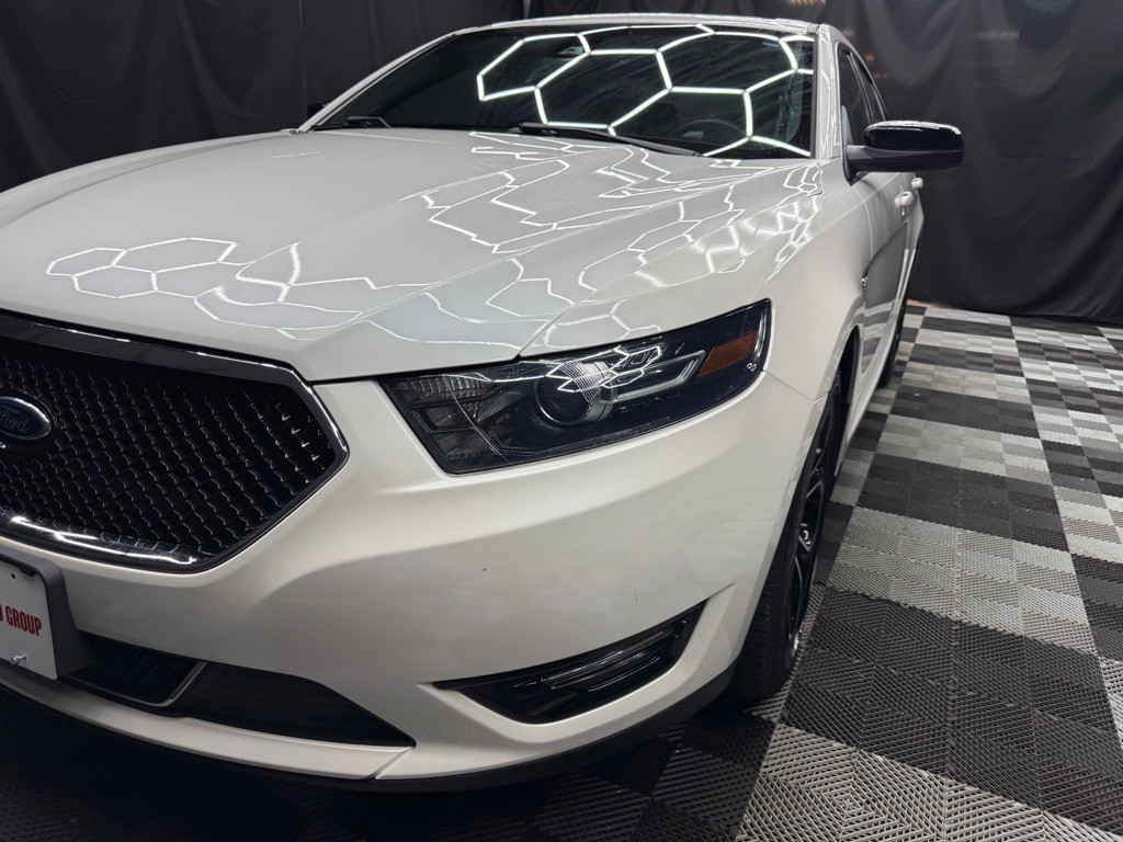 2014 Ford Taurus Image 3