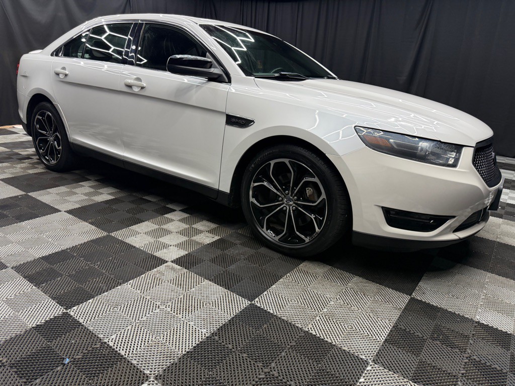 2014 Ford Taurus Image 4