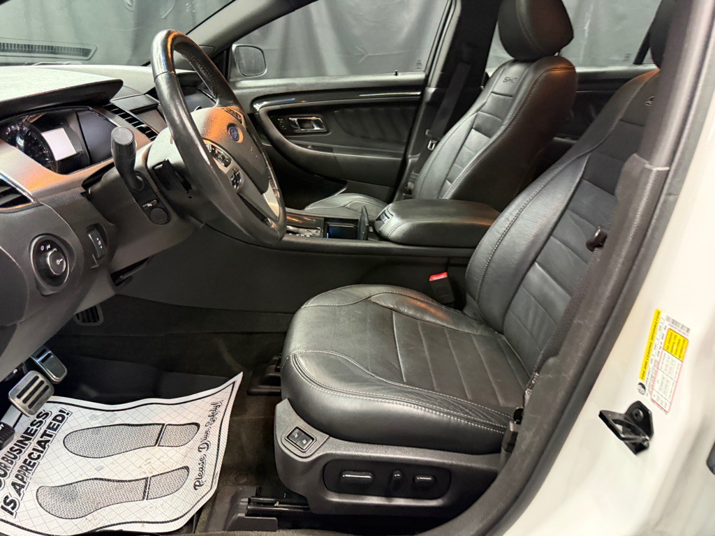 2014 Ford Taurus Image 6