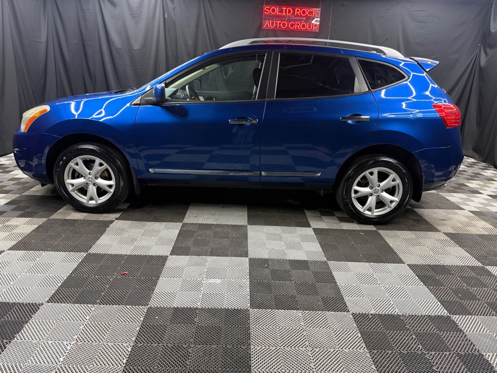 2011 Nissan Rogue Image 5