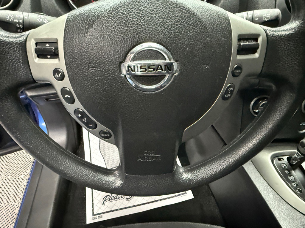 2011 Nissan Rogue Image 10