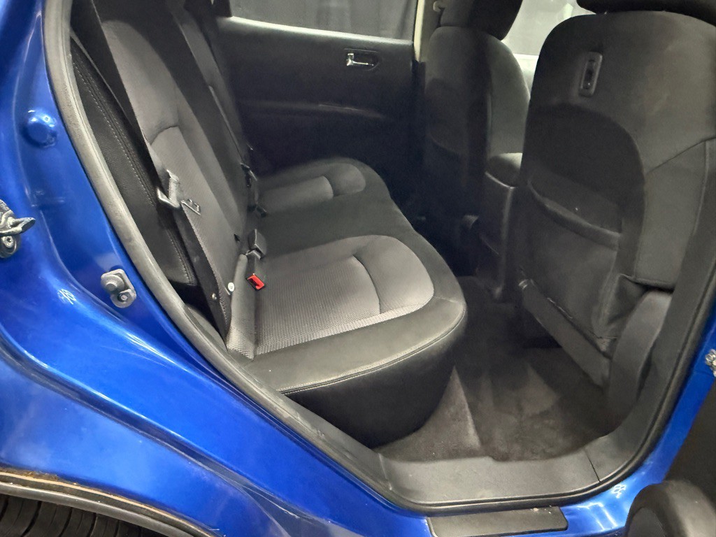 2011 Nissan Rogue Image 20