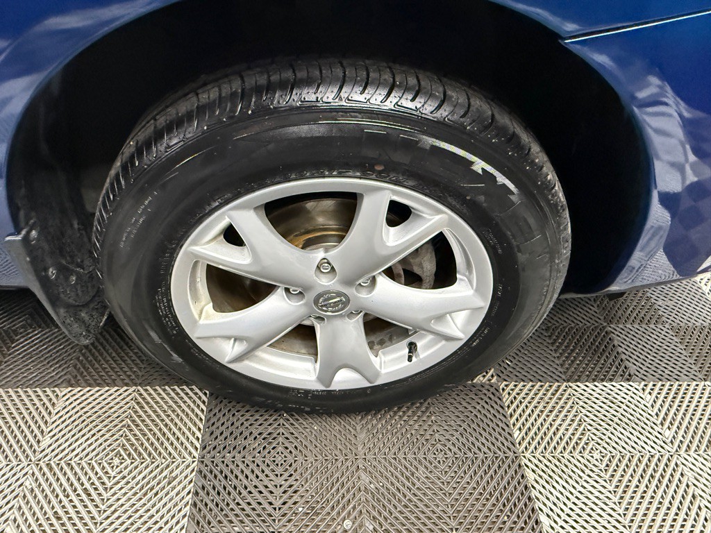 2011 Nissan Rogue Image 21