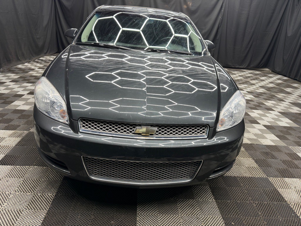 2012 Chevrolet Impala Image 2