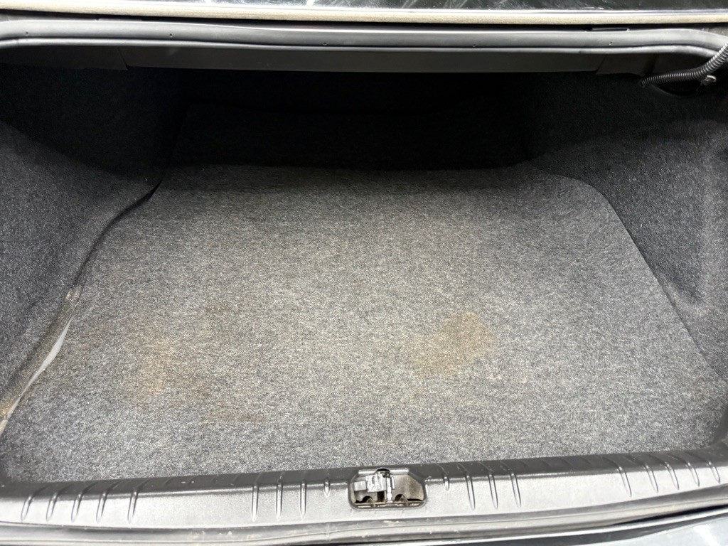 2012 Chevrolet Impala Image 13