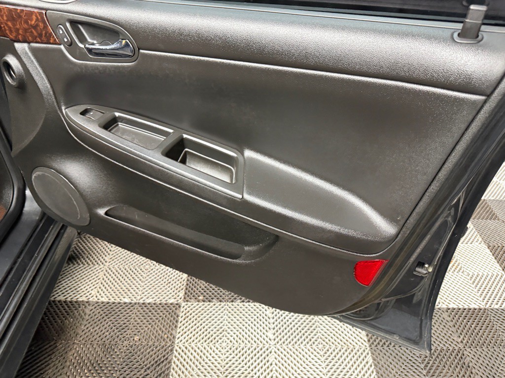 2012 Chevrolet Impala Image 15