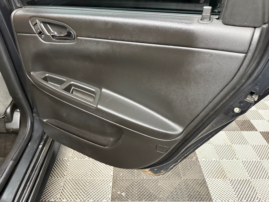 2012 Chevrolet Impala Image 17