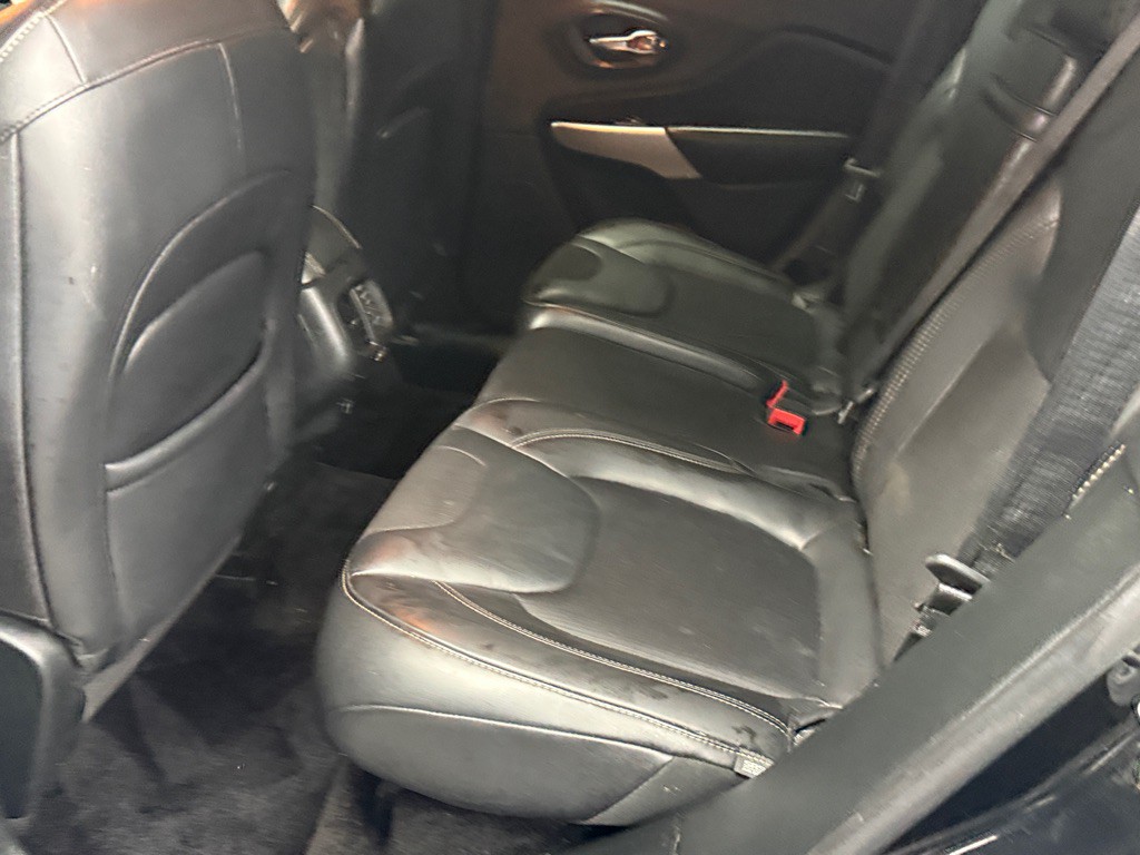 2018 Jeep Cherokee Image 15