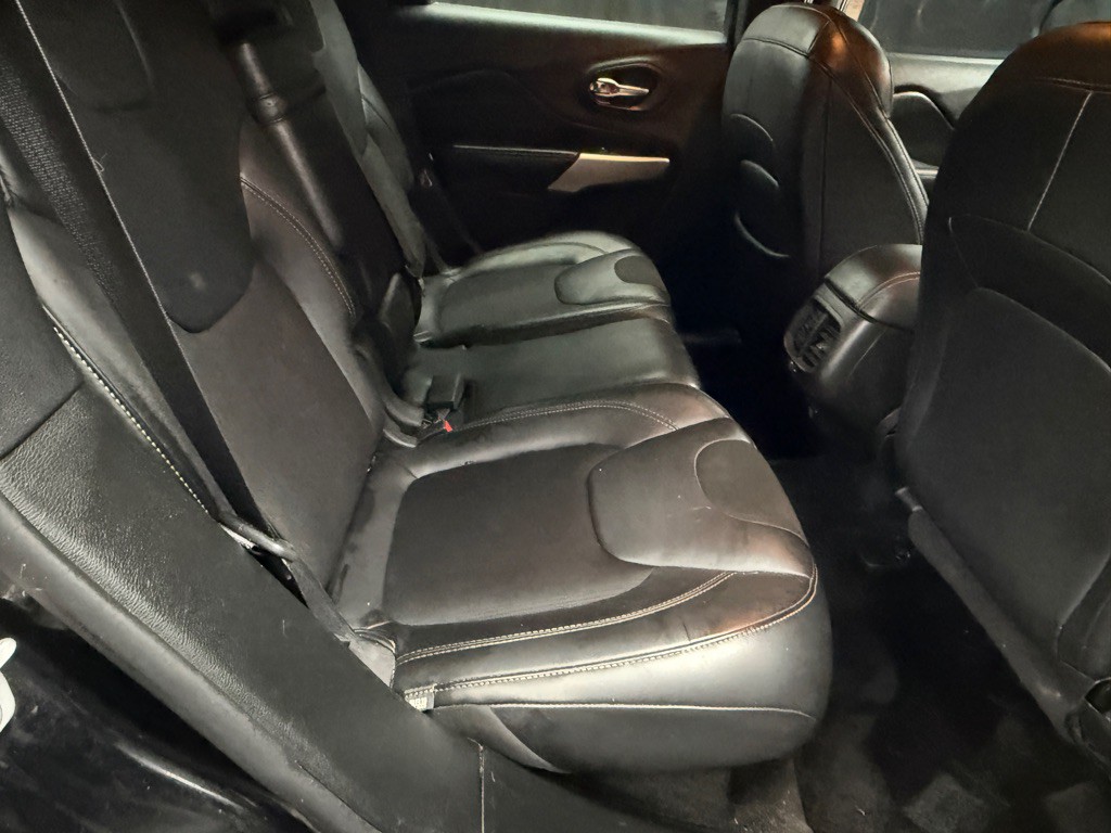 2018 Jeep Cherokee Image 20
