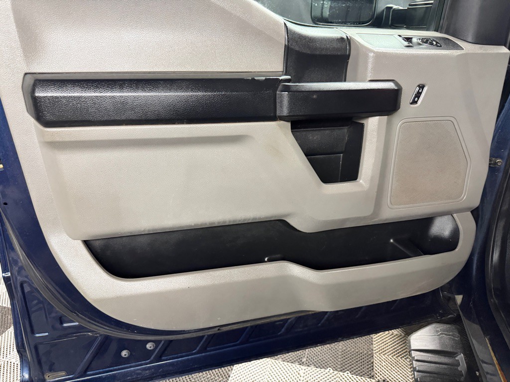2017 Ford F-350 Image 18
