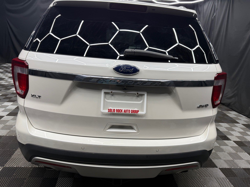 2016 Ford Explorer Image 7
